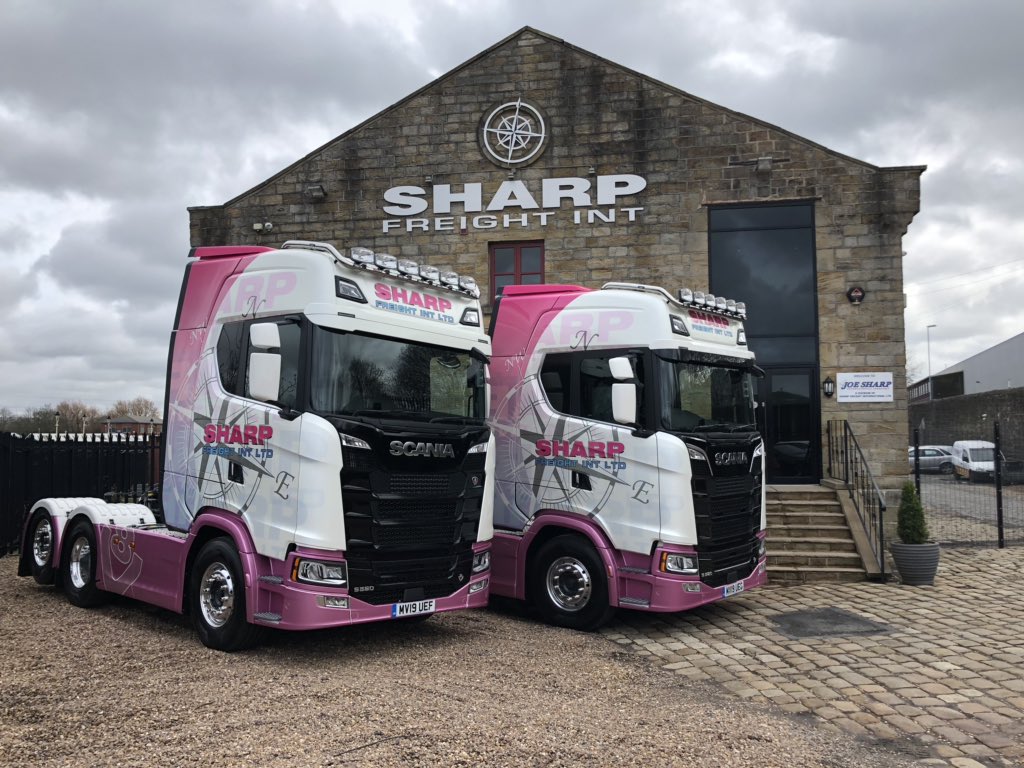 JoeSharpfreight's tweet image. New truck delivery day! 😬 big swedes arrived 👍 massive thanks to @ScaniaWPT @VWCLeeds @KelsaTrucks awesome job 😍😍😍