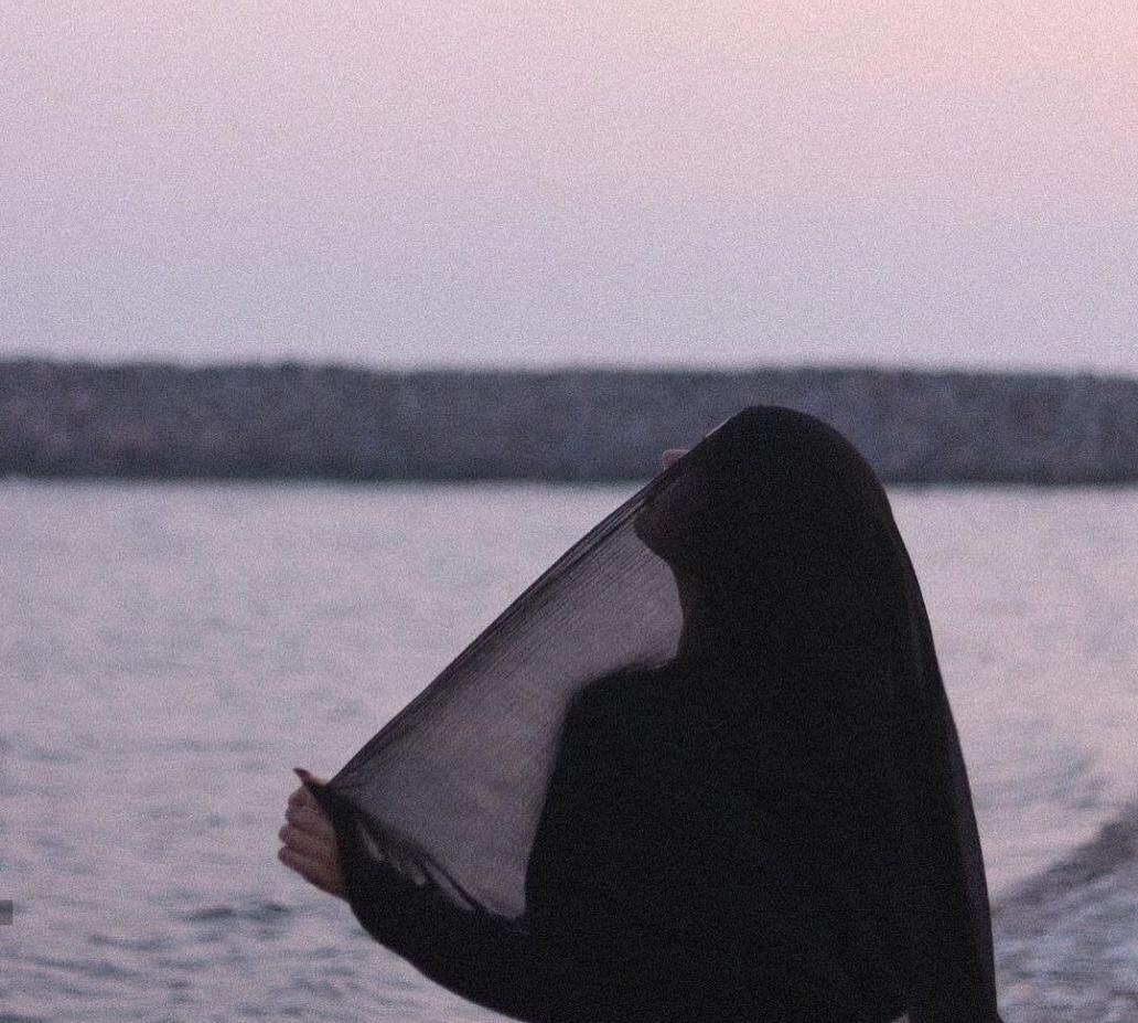 الروح عندما لا تكون متصلة بالأحبة تصبح إلى الأبد مع ذاتها عمياء وحزينة