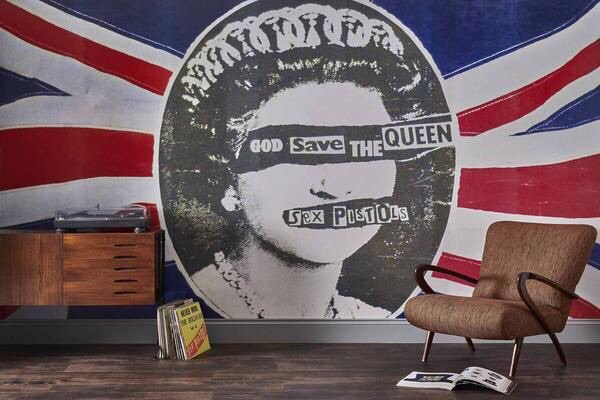 RRWallpaper's tweet photo. Johnny Rotten forces The Crown to rewrite story by banning them from using Sex Pistols’ God Save the Queen - The drama’s creators wanted to feature the punk rockers when it reached 1976 but Johnny refused to give his permission.

Producers were forced to axe the storyline. https://t.co/kx7kAsp8gj