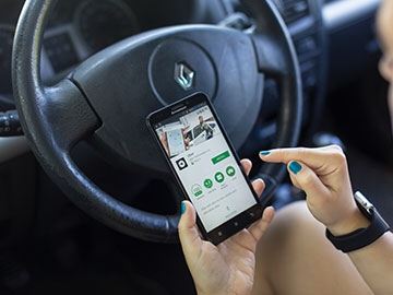 POMCARUS's tweet photo. Used cars here, there, everywhere!  So many cars for sale have been used in ride sharing and in fractional rentals. Get a proper assessment of that vehicle condition before you buy. If not, you may have costly repairs and buyer’s remorse. 

Read more: https://t.co/lddzcmuAap https://t.co/MXoiTSknZb