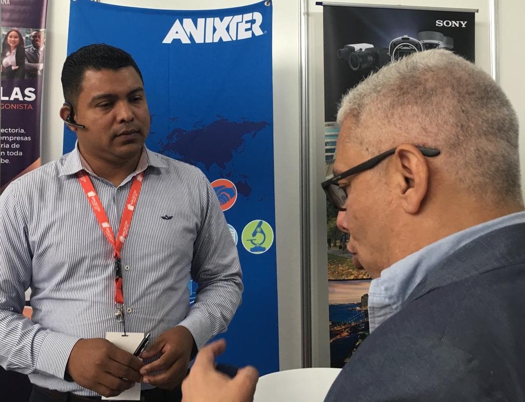 WA_Latam's tweet photo. Presentes en el Pabellón Alas durante el 1er Congreso Internacional de Centros Comerciales de #APACECOM en #Panamá. Conozca todas nuestras soluciones para retail: https://t.co/rJVRFi9U2W #AnixterImparable. @alasseguridad https://t.co/Iick6Mva4P