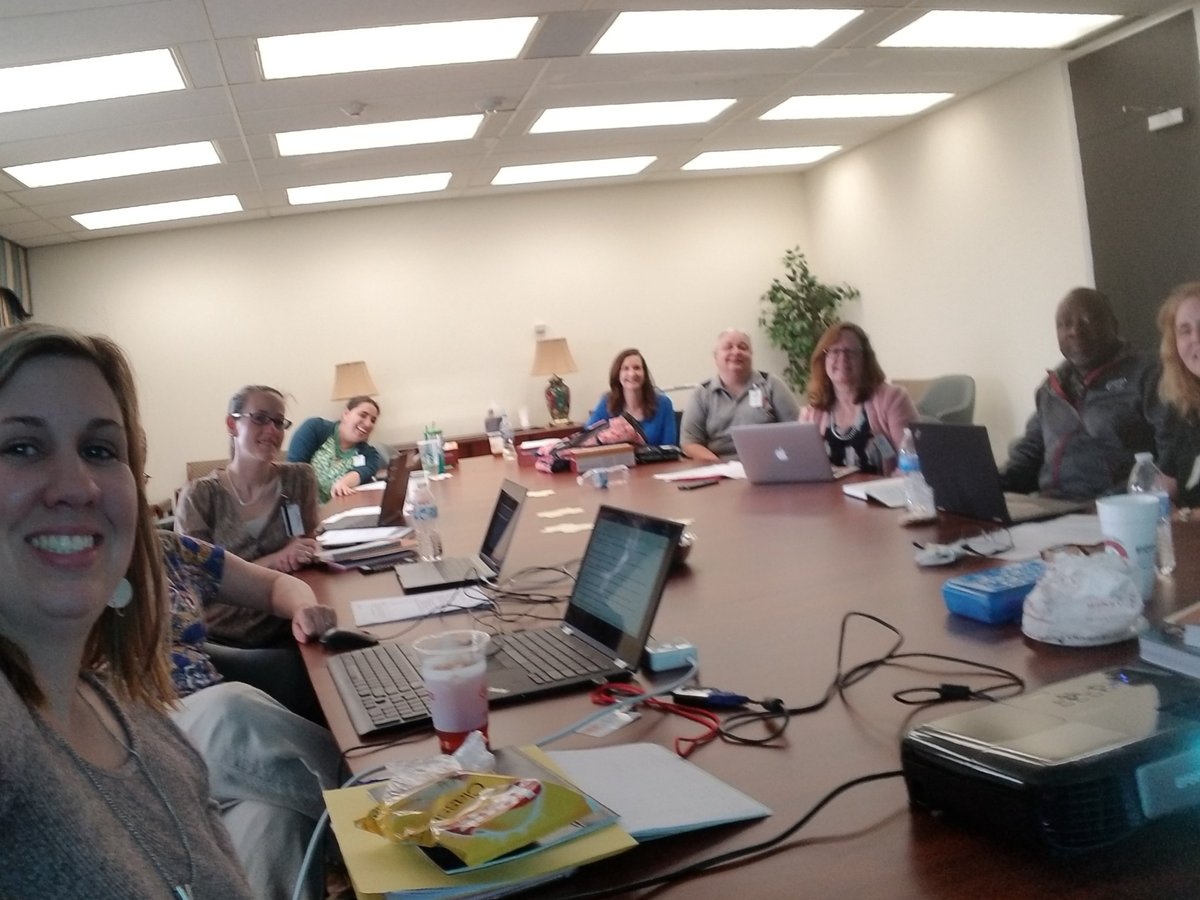 Heidi_Guerry's tweet photo. Room full of women (and Andrew) leading the way for Computer Science Education in SC. @LowCountryCsta @DrivenByCTEA https://t.co/fMFns98wt7