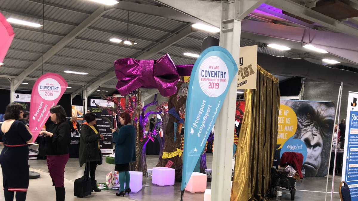 ginnykettlesm1's tweet photo. Great #speednetworking hour. at #TradeLocalExpo thanks to @cwchamber. Met loads of fab peeps but it left me a tad hoarse. #smm #networking. Have you ever tried it? Was it good/bad for you? https://t.co/YJ0mBzoe83