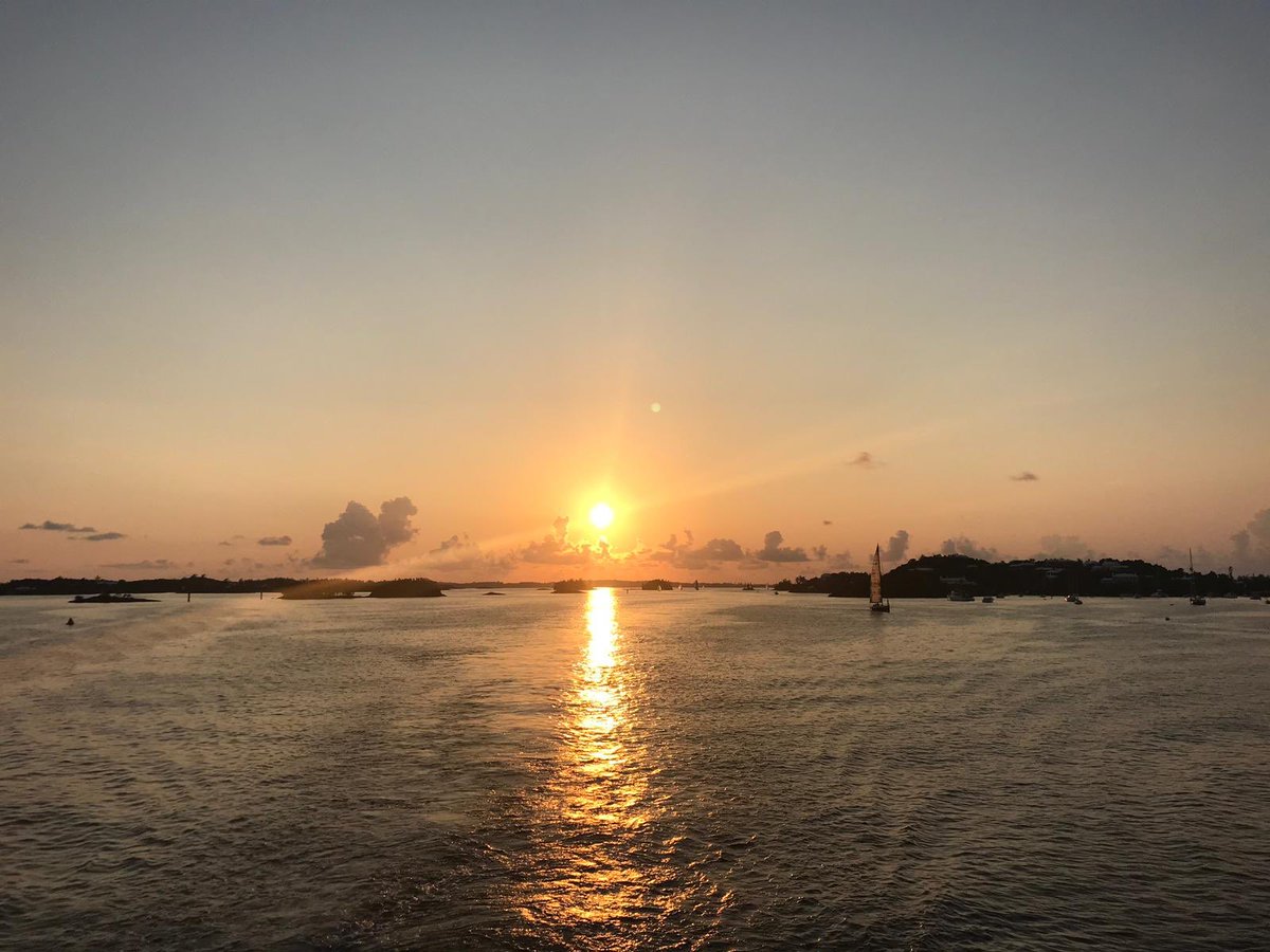 Remembering the time I caught the ferry (and this amazing sunset) from Dockyard to Hamilton for Harbour Night last year. All for $5! Can't wait to do it again this year! #gotobermuda #bermudatriangle #bermuda