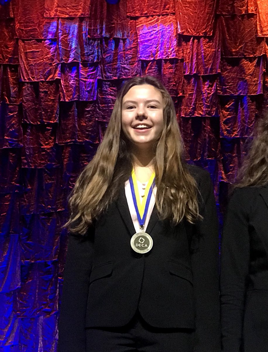 Audrey Hicks (‘20) was a state finalist in BSM! Nice work! 🔷