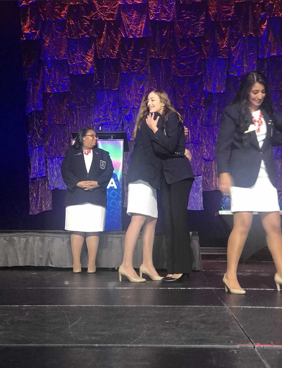 Another congratulations to Vicka Heidt for being elected as the 2019-2020 Region 2 Vice President! Way to continue the legacy!🔷💙