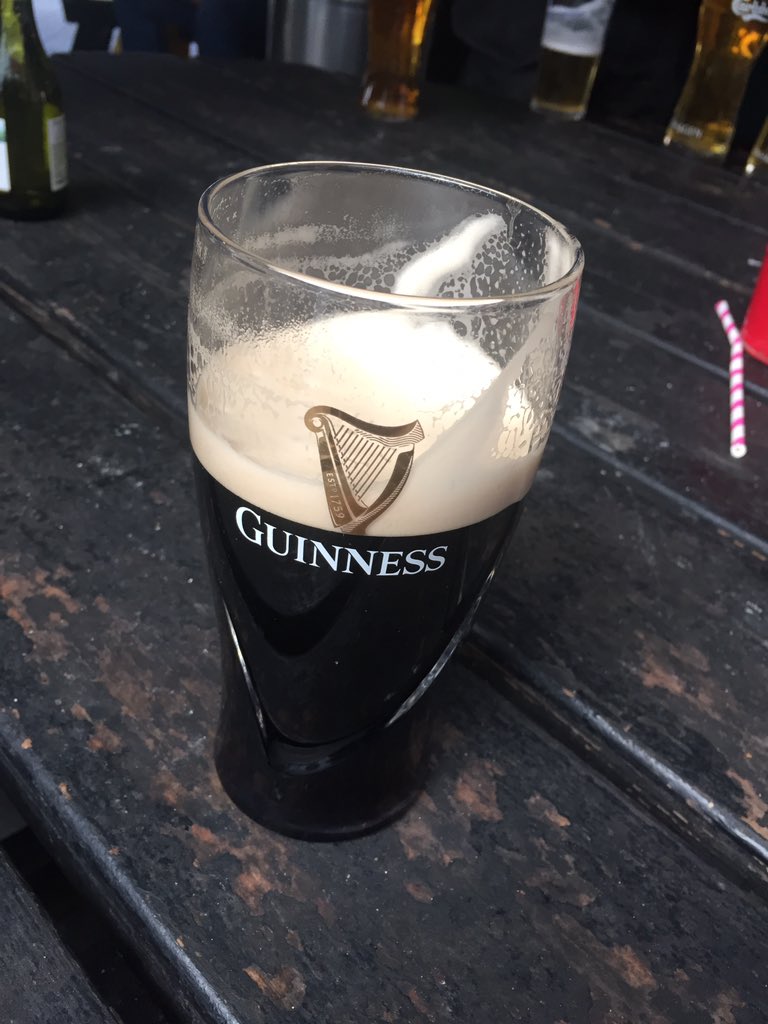 paulmooney4444's tweet photo. Great day at the annual @Tascomi hack day couldn’t resist a pint @kellyscellars and thanks so much to @BelfastTaqueria for an amazing meal perfect 👌 https://t.co/HtQyBi1OvS