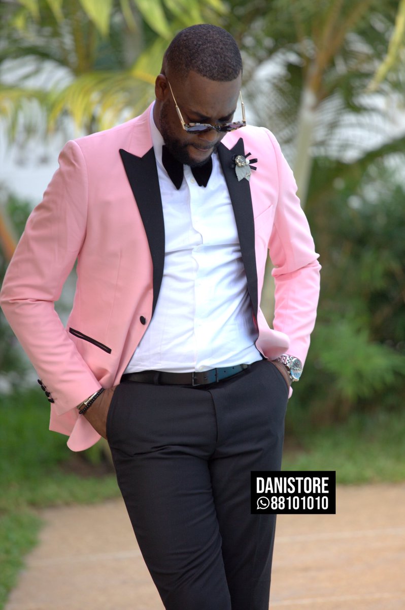 DanistoreO's tweet photo. Vive les futurs mariés 🤵🏾💍👰🏽🎁💐
FAITES COMME Mr AVY ISAAC,Ambassadeur de la Sape.
PROFITEZ DE LA NOUVELLE COLLECTION DE SMOKINGS ET COSTUMES 3 PIÈCES 
Disponible dans toutes les boutiques DANISTORE
☎️: (+225)88101010 WhatsAp https://t.co/51it4949lX