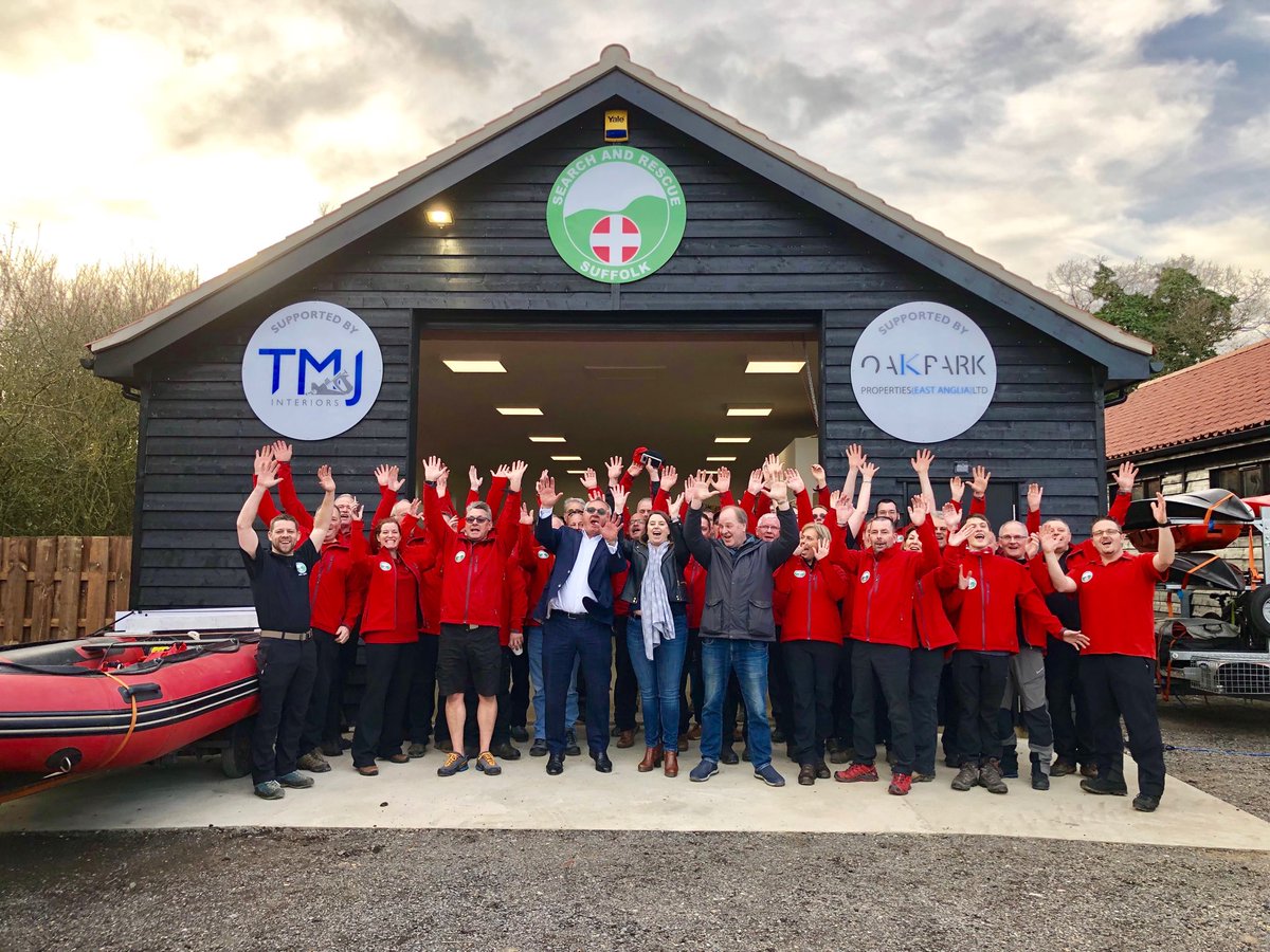 geewizzgee1's tweet image. A privilege being invited ⁦@SuffolkLSAR⁩ #GrandOpening in awe of incredibly generous building donors James &amp;amp; Clare Taylor #TMJInteriors - Glenn Lebbon #OakparkProperties provided land. Meeting inspirational #AndyKing &amp;amp; the many #SULSAR volunteers-so humbling all #Heroes👏👏