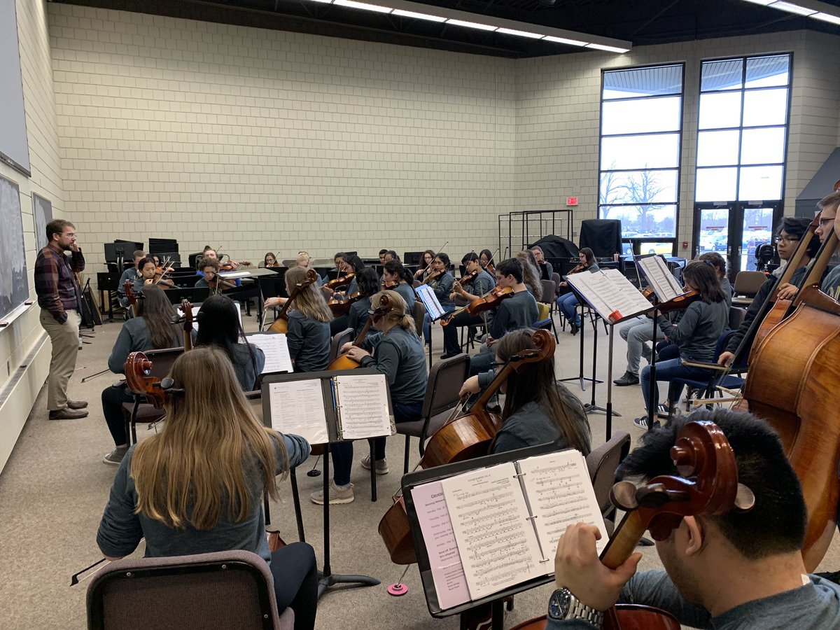 First clinic at Bowling Green SU! #shostakovich #creativeminds #207Learn <a href="/MWFineArts/">Maine West Fine Arts</a>