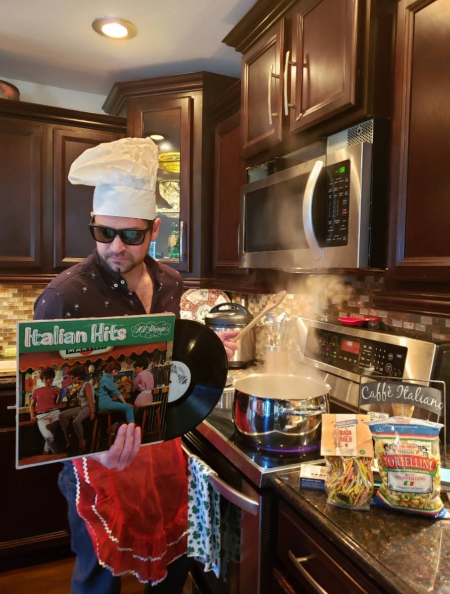 Happy Hour Is Still On But Picasso Alfredo Out This Week He's In the Kitchen Cooking Up Some Fresh Jams For Yous To Eat Up After Treefort &amp; You Know He Keeps Them Al Dente The Way You Like It Multa Bella! Come Get Down At The Arcade Underground, When Your Down Here You're Family!