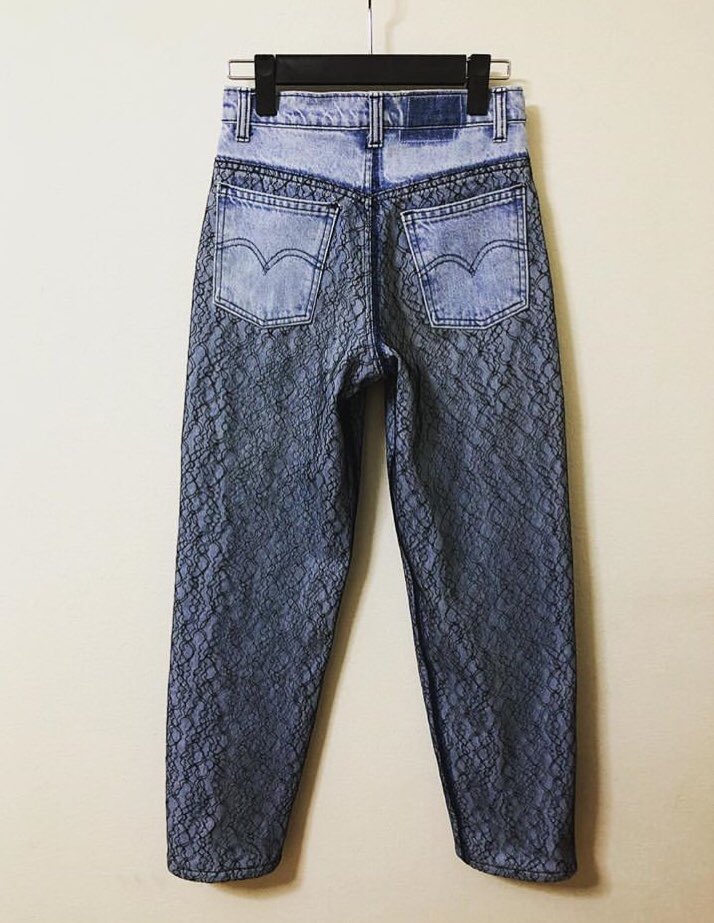 basetempo's tweet photo. suhalu

BASETEMPO × yusuke kawata

rebuild denim pants

new in  〜✨✨✨ https://t.co/b6bbBltzsF