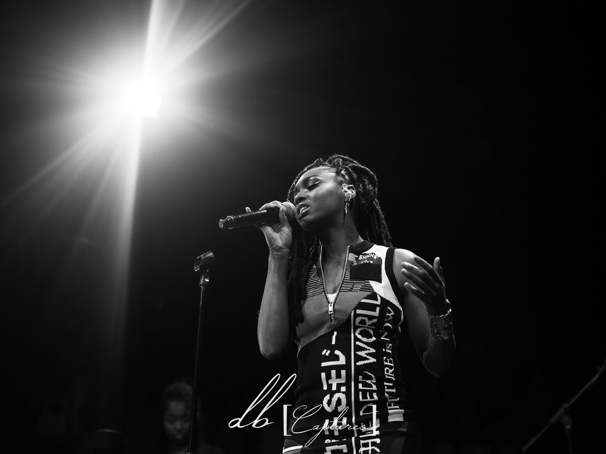 dbcxptures's tweet photo. Captured an epic night with @TianaMajor9 at her sold-out headline show at @HoxtonHall 

📸 - https://t.co/Zgco48HHMA https://t.co/CNVeXeZomT
