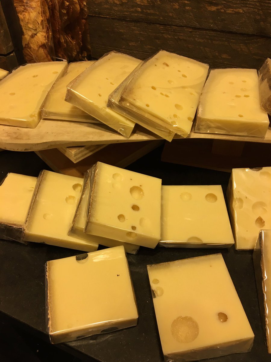 Who will X &amp; Y be on Saturday March 16 <a href="/hooplaimpro/">Hoopla Impro</a>, from 6.15pm? Will they go together as well as these two beauties?

We’re excited to find out, and to see sets from the scintillating <a href="/SwipeRightImpro/">Swipe Right</a>, <a href="/dereksmojo/">DereksMoJo</a>, <a href="/buffetimprov/">Buffet</a>, and B.R.A!

See you <a href="/themillerpub/">The Miller Pub</a>!