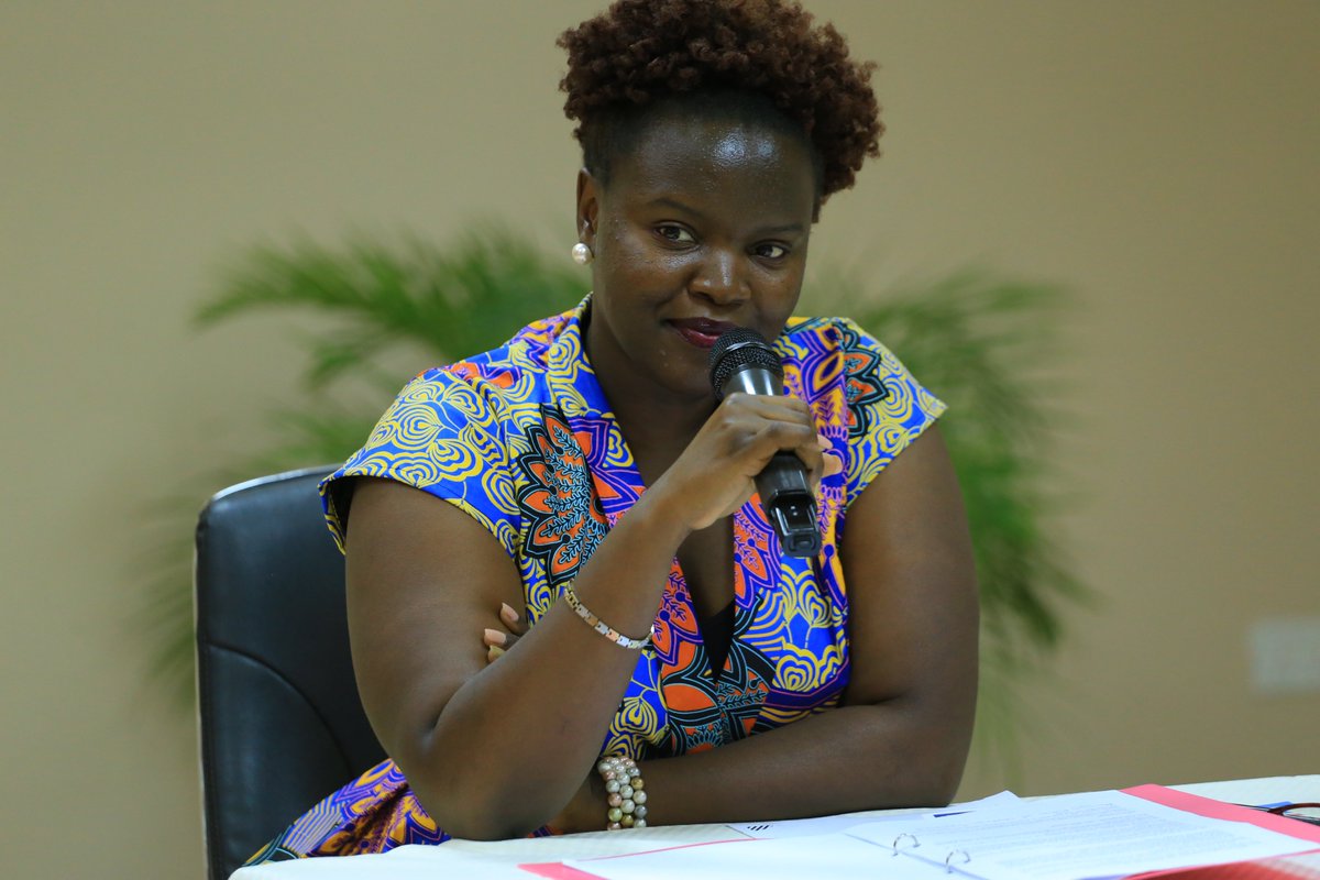 StrategicEngage's tweet photo. How do will lead Millennials without burning out- Elizabeth Kemigisha Panelist #MillennialSummit #thisgenerationug #PanelDiscussion https://t.co/6ShjM80ym4