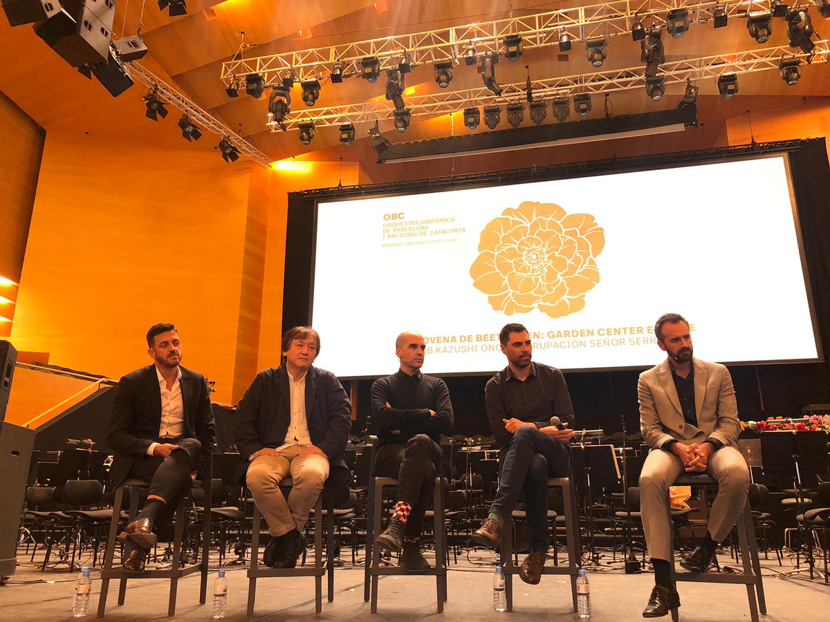 OrquestraOBC's tweet photo. Acabem de presentar la #9a de #Beethoven #GardenCenterEuropa amb Jordi Tort, el mestre Ono, Àlex Serrano i Pau Palacios de l'Agrupación Sr Serrano, el director de @lauditori @robertbrufau i els solistes @MateuMarta @LidiaVinCurt, @DavidAlegret i #SimonNeal. Serà espectacular! https://t.co/tCge3Gegup