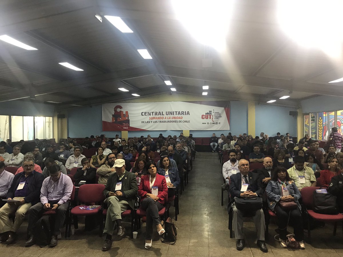 Pdta <a href="/Cutchile/">CUT Chile ✍️🗳</a> Bárbara Figueroa inicia entrega informe a Consejo Nacional Ampliado saludando a las nuevas organizaciones sindicales q se han afiliado a nuestra Central : Sindicato ELECTROGAS y CONFEDEPRUS profesionales Salud y saludando a Jose Pérez y Directorio ANEF constituido