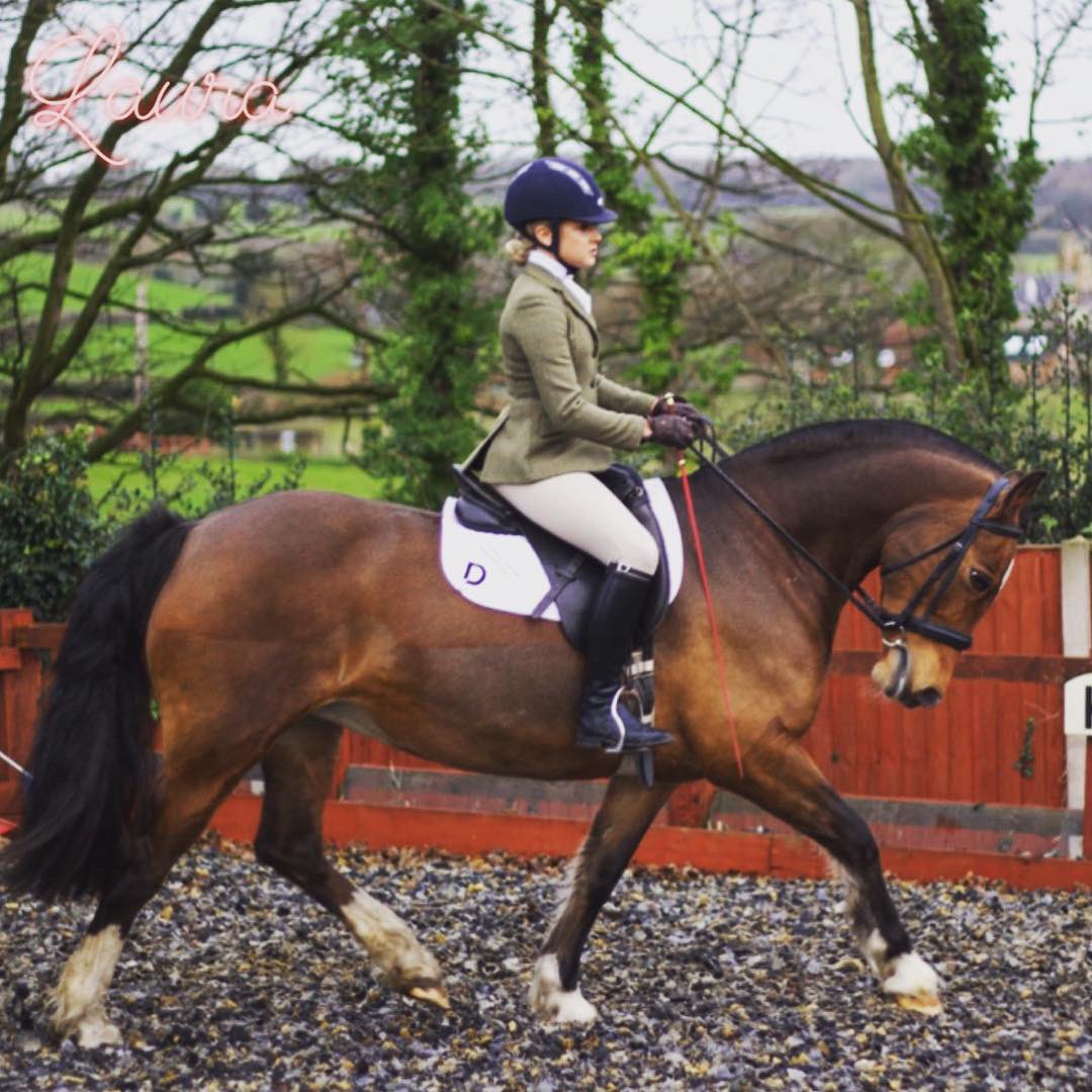 CHESTER EQUESTRIAN VARISTY TEAM 2019 - Our flat riders! #ChestervsSalford #ItsComingHome #equestrian #CSYou