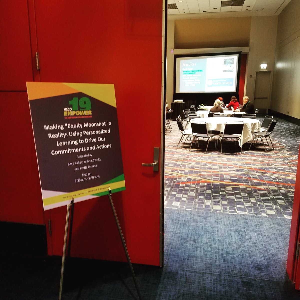aluttke's tweet photo. Ready to get more insight. #empower19 https://t.co/TQ2PFe9h6Y