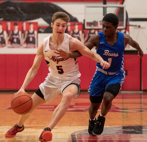 CHHS_Hoops's tweet image. CONGRATULATIONS TO BAYLOR HEBB ON HIS RECOGNITION AS ALL REGION BY THE TEXAS BASKETBALL COACHES!

 @CHPantherPride @CHHS_principal @hoopinsider @Gosset41 @dfwvarsity @DMNGregRiddle @BlackAttackCHHS @chhspepboys @CHPantherCheer @TexasHoopsGASO @GCISD