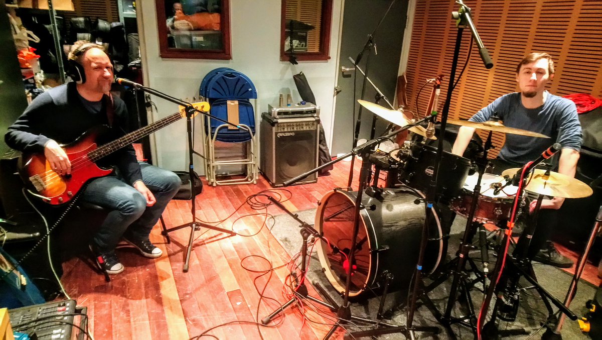 B0MBSKARE's tweet photo. Back in the studio. Building the Ska of the future.. @StudioEmberEH4 @northedinarts https://t.co/YQRJyc6suy