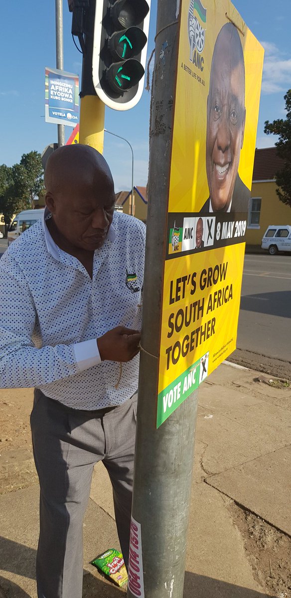 JacksonMthembu_'s tweet photo. @Pietermaritzburg streets in #KZN are decorated with @MYANC elections posters . President @CyrilRamaphosa implores all #SouthAfricans to " Together Grow our country " by #VotingANC on the #8thMay2019.  #ThumaMina #ANCleads #ANClives https://t.co/liwt7pXVKK