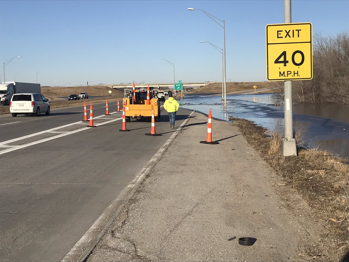 Msimmons_3NN's tweet photo. 228th St exit off West Dodge https://t.co/rU4oFPzwjQ