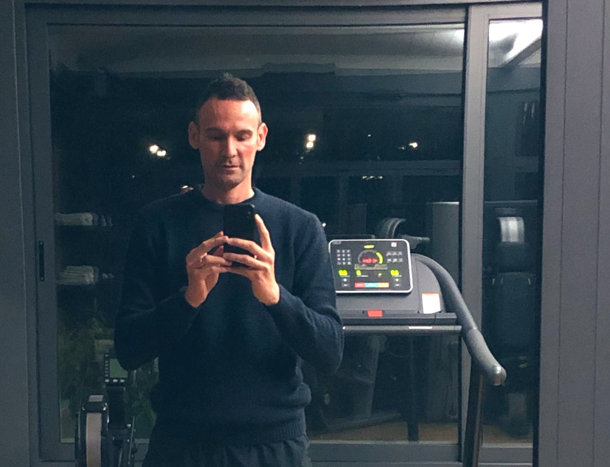 JackSintini's tweet photo. Checking emails 😉👊🏻
#randstadsport #trainingtowin #randstadnext #randstadnetwork
👉🏻 https://t.co/ryNvfrwjCj https://t.co/yk9DMsRHK8
