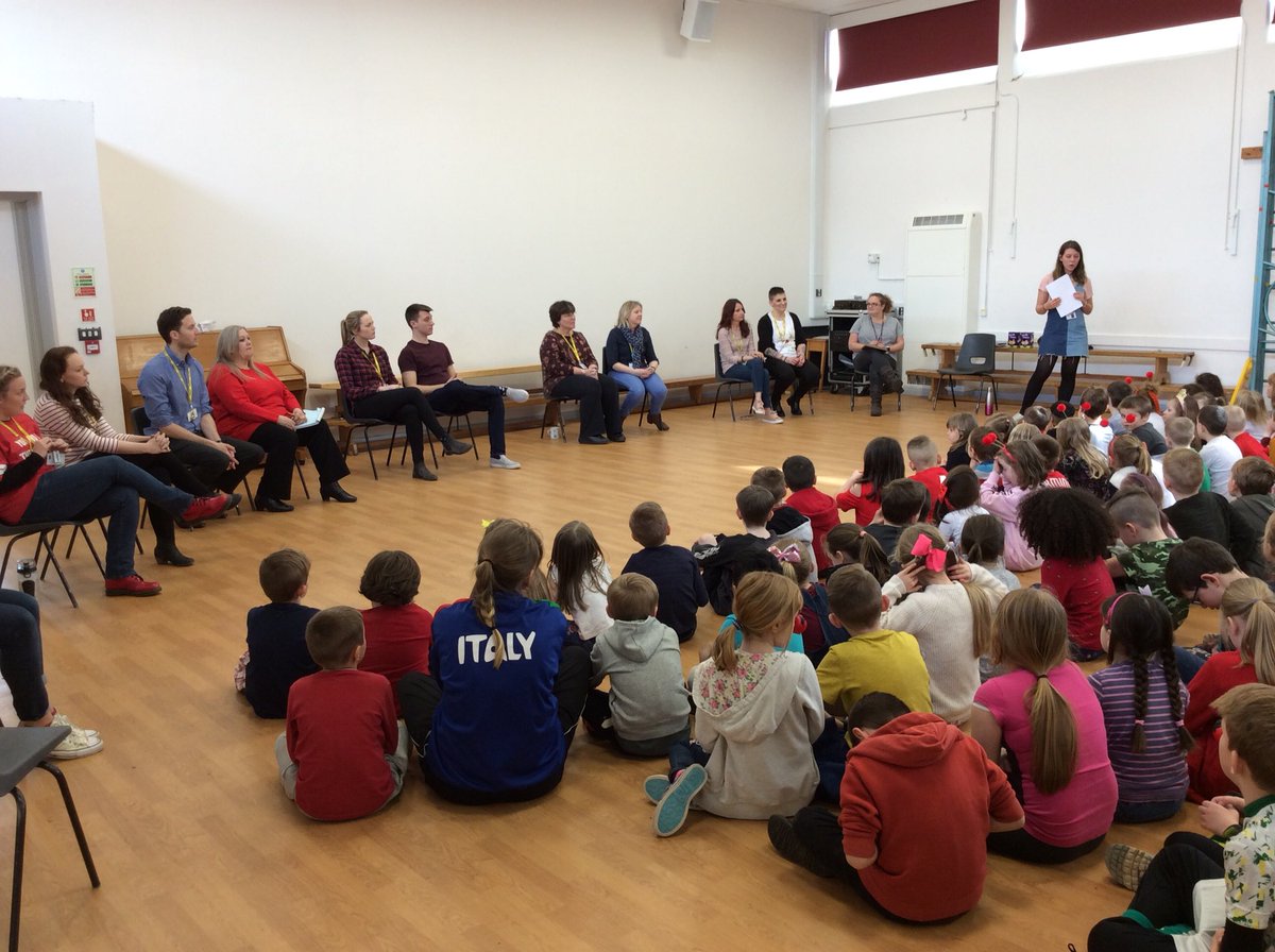 AttleboroughPri's tweet photo. In aid of Comic Relief the children are being treated to a Staff Weakest Link quizz! Who will win? https://t.co/vZ42iuQVkE