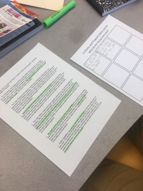 Awesome close reading lessons happening at <a href="/mdfoxschool/">MD Fox</a> and Global Communications academy today!  #topiccards #lenspatternnewunderstanding