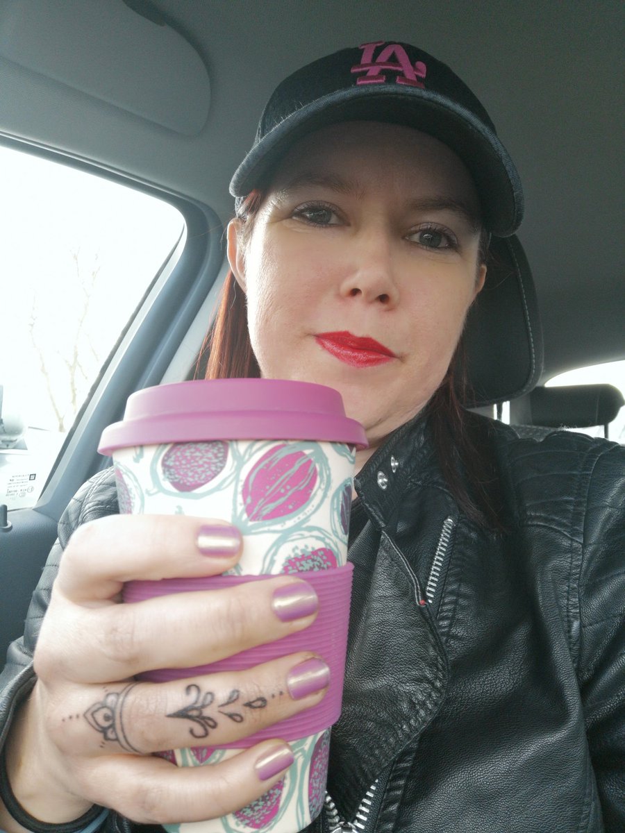 Tattoo_addict_5's tweet photo. Enjoying my #costa #coconuthotchocolate https://t.co/GJgi8BIA8a