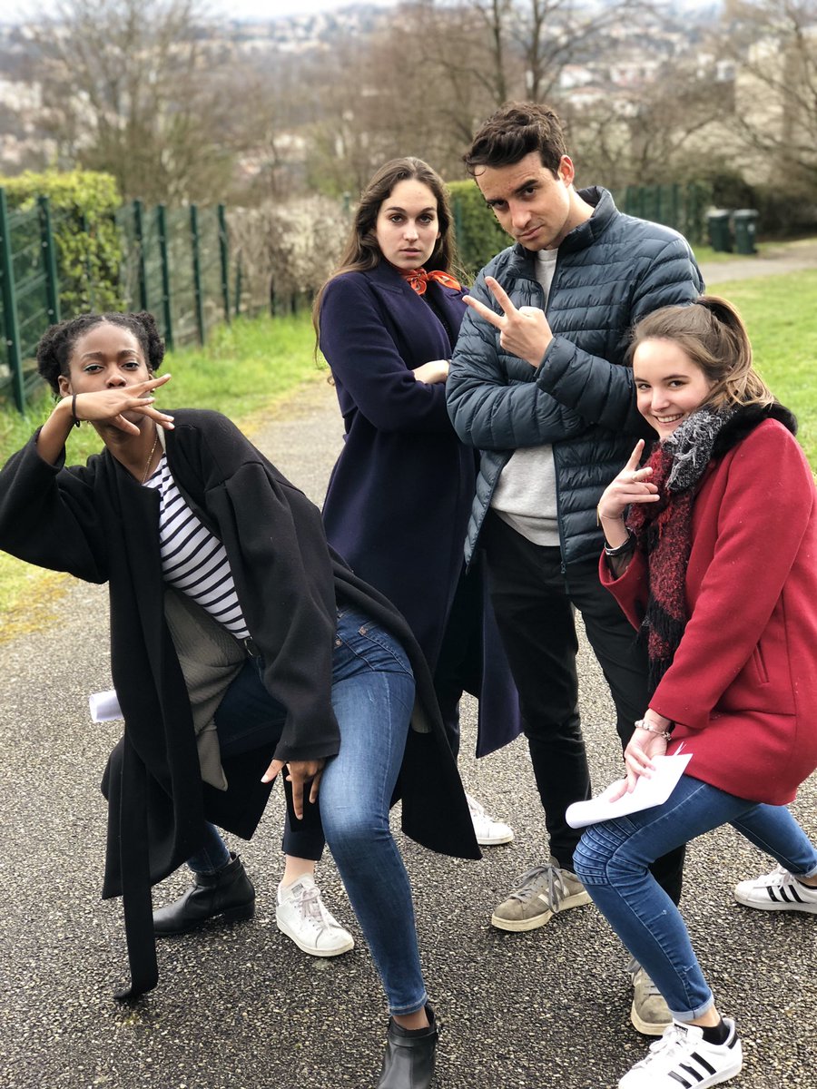 adelyon3's tweet photo. 🎬 L’ #ADELY en plein tournage pour la vidéo de la soirée de la Grande #Finale du 4 avril 2019 ! Ça s’annonce #sport ✌🏼#Lyon #etudiants #ADELY2019 #eloquence https://t.co/1xwV1kprkE