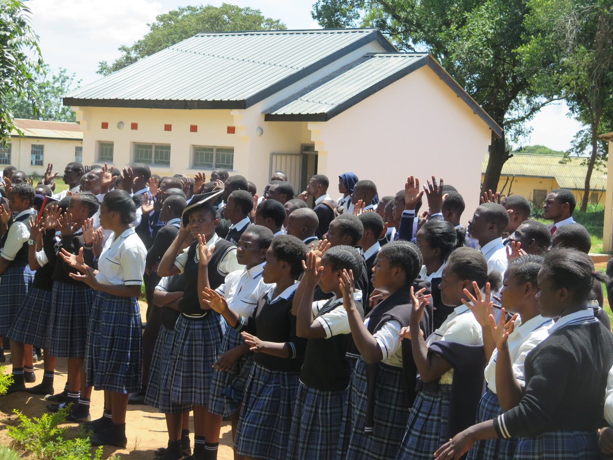 LusakaWater's tweet photo. It's a happy Friday at the Munali Secondary School! The students applaud as they receive brand new toilets, some with showers and wheelchair-friendly features.

@lskwater handed these over as part of the 100 public toilets that are being built across Lusaka. https://t.co/tqQbrrJlLZ