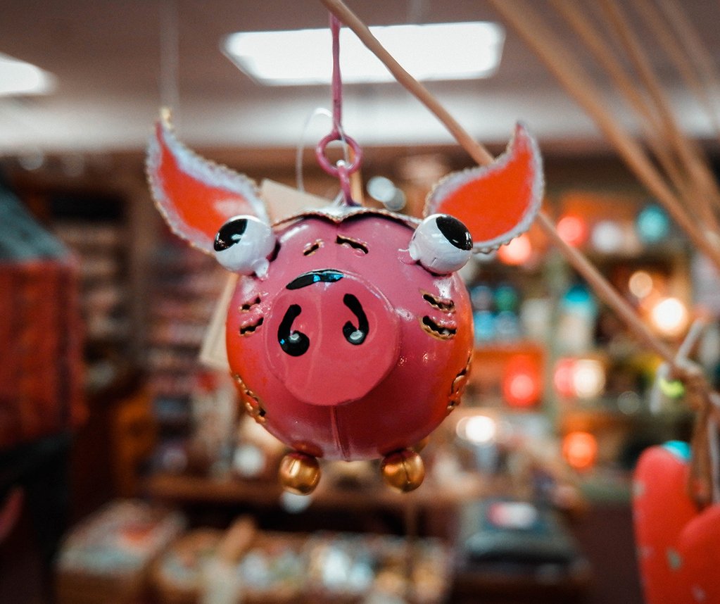 Present_Comp's tweet image. Whoever said pigs couldn't fly? 😝 available on the website as part of our very own #FairTrade range! #pigscanfly #fairtradegifts #conciousconsumer #ethicalbusiness