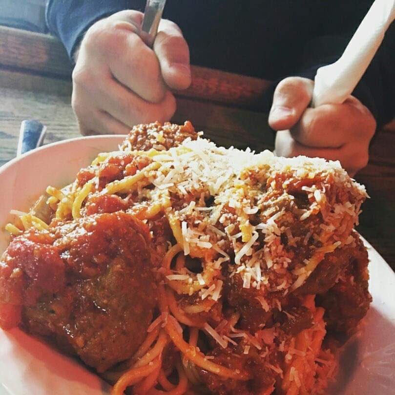 EthelsLounge's tweet photo. Todays Feature is Spaghetti and Meatballs served with Garlic Toast and Caesar Salad. #friday #stpatsweekend #spagetti @WatRegionEats @StareCityKW https://t.co/zOYyObeiN9