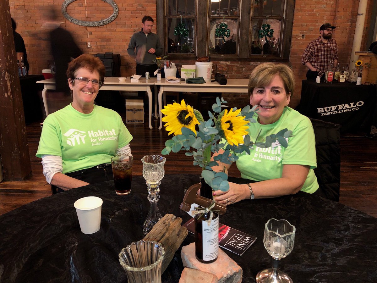HabitatBuffalo's tweet photo. Last week’s Hammer &amp; Ales was wonderful! We’re proud to share that we’re on track to build ANOTHER “House Beer Built!” 🍻🏡🍻 We’re truly blessed to live in such a generous community. Check our Facebook page for the full album! #thehousebeerbuilt https://t.co/AvgjVNiocj