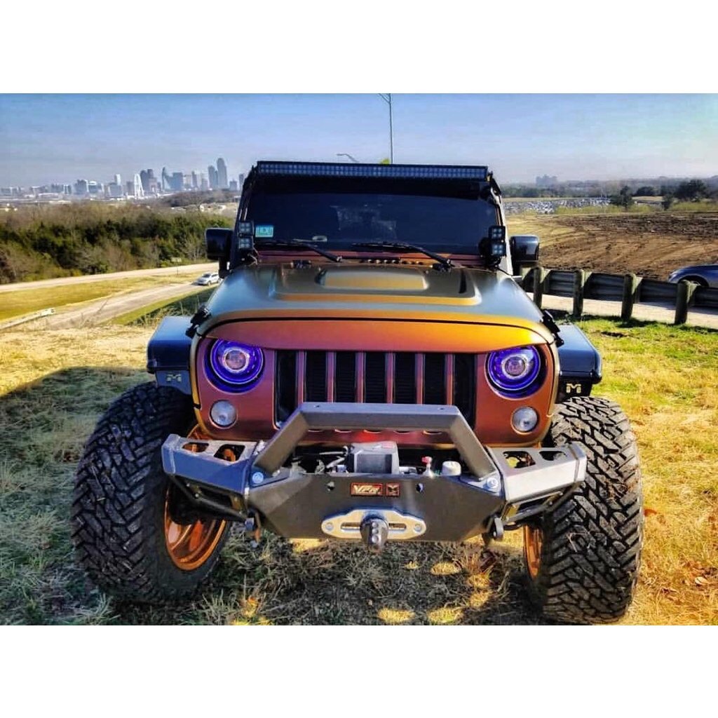sheoffroads's tweet photo. A custom Jeep build by @TheUniqueEmpire. A color that will for sure catch your eye because it's different every time you look at it. 😲🙌🏻💜 @addictedtojeeps @jeepbuilds @JeepbeefHQ #colorchanging #gorgeousjeep #badassjeep https://t.co/HCiz21x2Qw