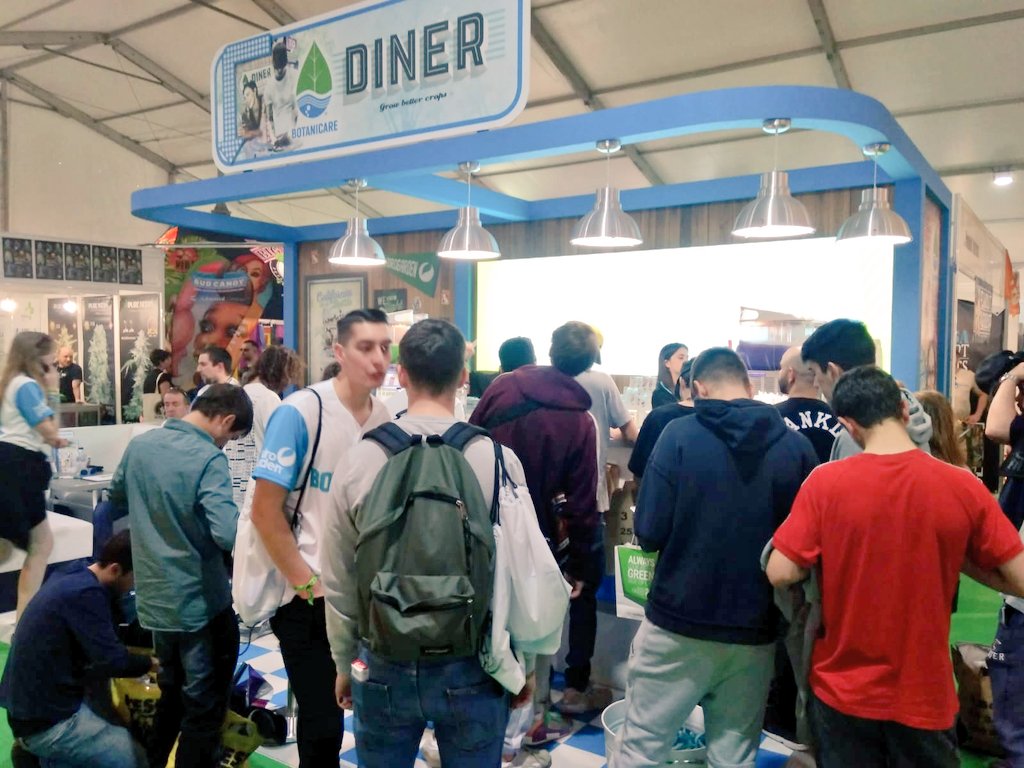 Green Test tweet media