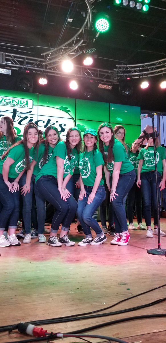 McAuleyMacs's tweet photo. Starting our St. Patrick’s Day weekend celebrating with @WGNMorningNews https://t.co/jaWmOe6425