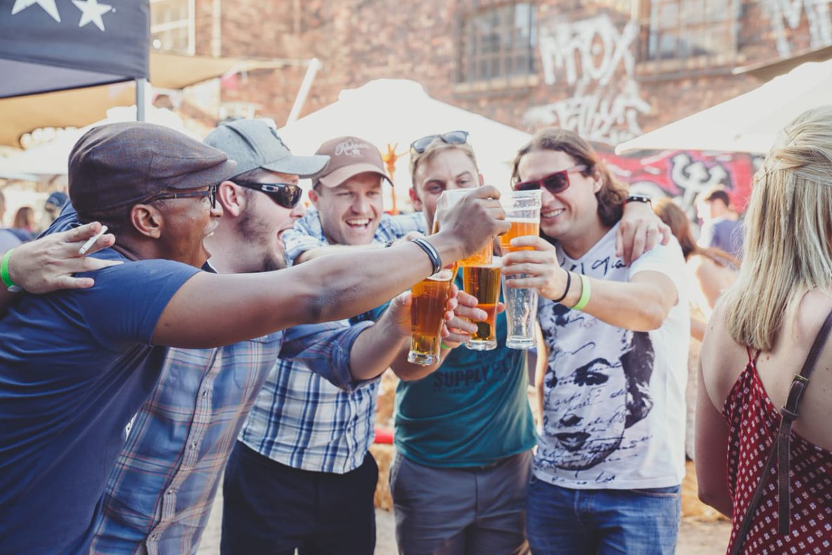 It's St Patrick's Day this weekend, and we're feeling the vibe!
Remember to grab your fresh Stimela six pack this weekend at Liquor City Groenkloof or Liquor City Glen Gables!

#StimelaBrew