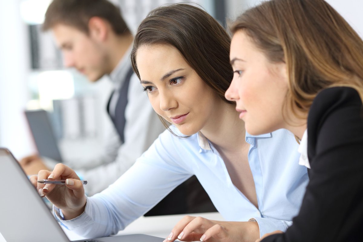 lsbfeducation's tweet photo. Is a sales management course right for you?
In order to successfully run a team, you will most likely need to have a solid knowledge of sales management. Read our blog for more information: https://t.co/emUdaPjOP2
#LSBFBlog #blog #news #management https://t.co/vVzO5Vjwvl