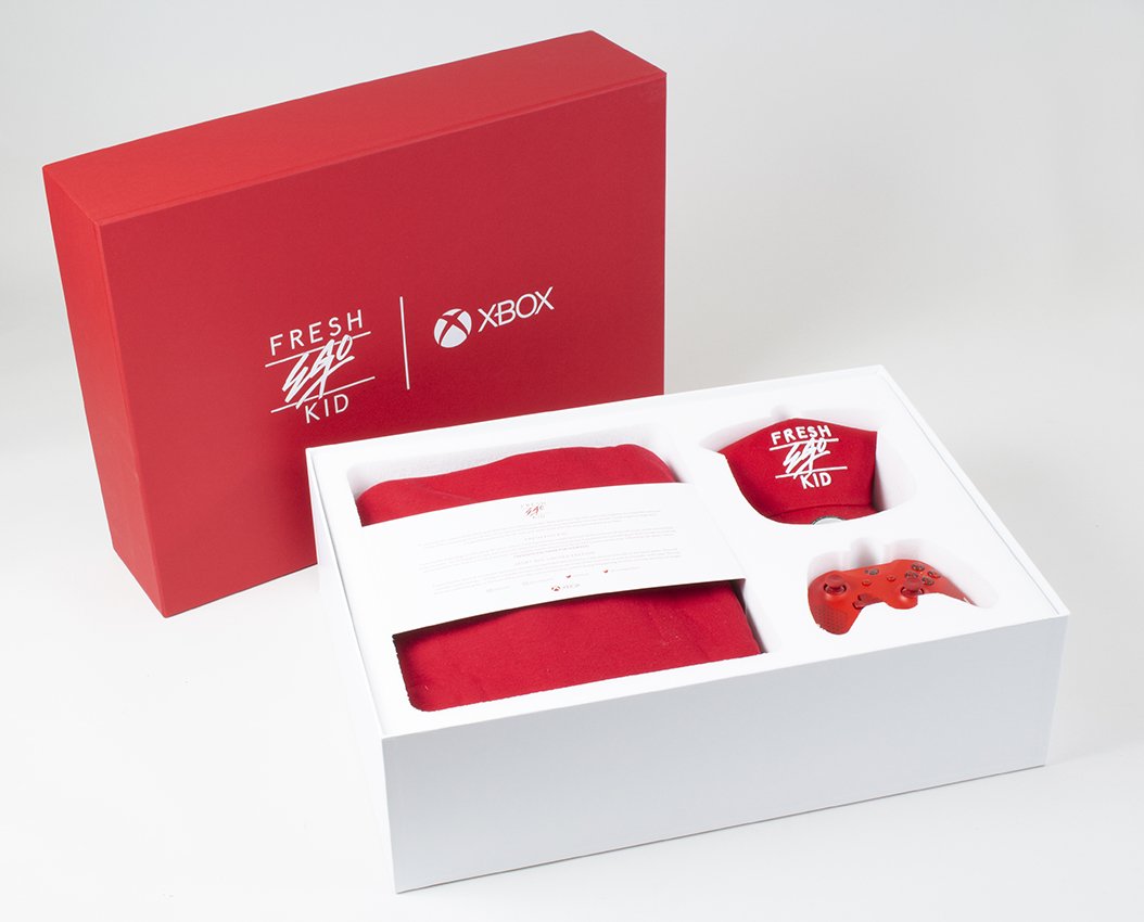 XBOX_IE's tweet photo. Xbox and @FRESHEGOKIDLTD? A perfect match 🔥

RT and Follow @XboxIE_Official + @FRESHEGOKIDLTD for your chance to win this #XboxFEK kit which includes:

🎮 Sports Red Edition Xbox Controller
🧢 Fresh Ego New Era Lid
🔥 Fresh Ego Kid Hoody https://t.co/gDMTyC5eLc