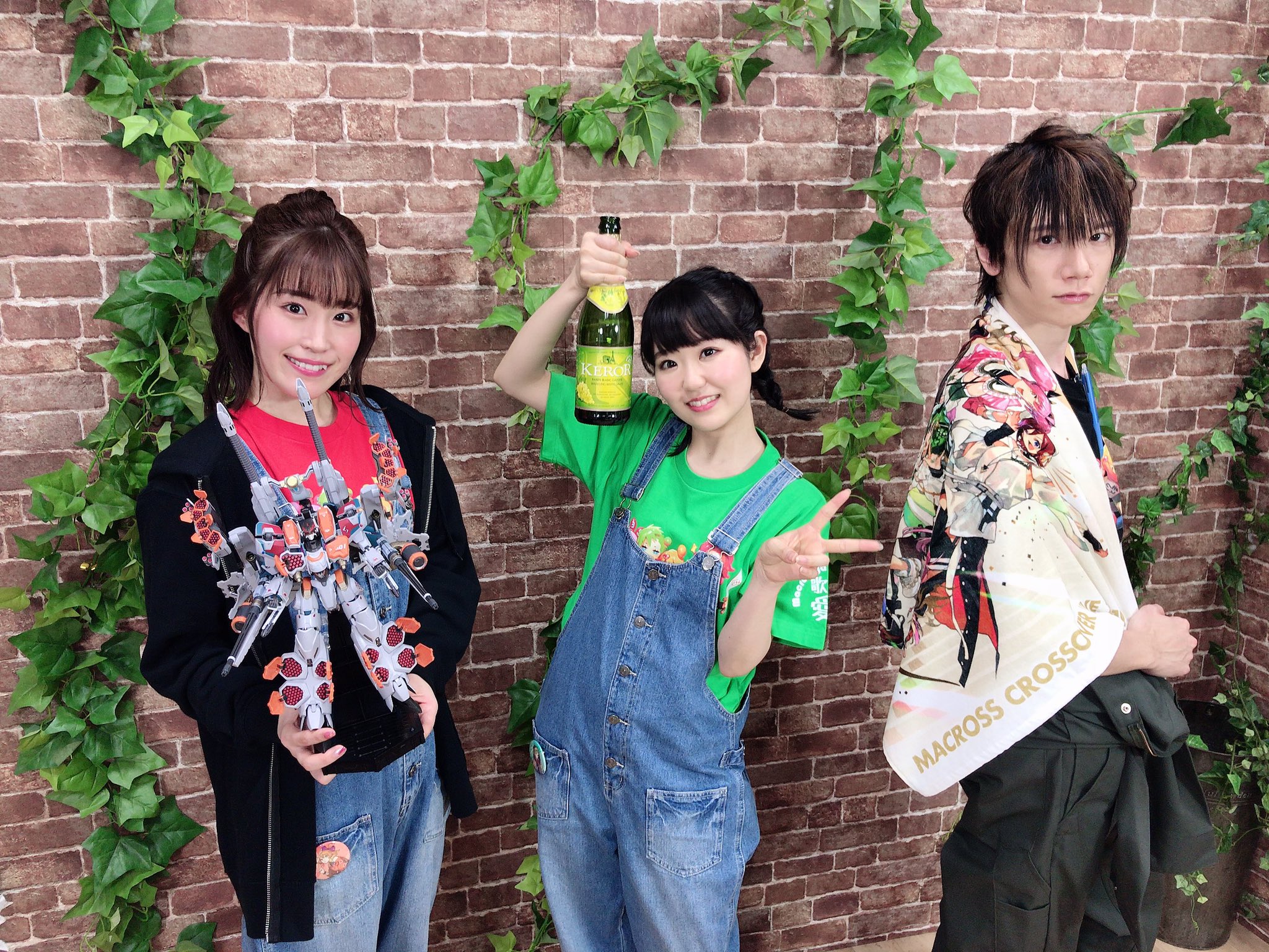 東山奈央 オフィシャル おつマクですー 誕生日サプライズ ありがとうございました ド頭からほんとにびっくりしました 次回のkennさんの誕生日サプライズはどうなるのか 笑 みのりちゃん作のワッペン 可愛かったなあ 大 東山奈央 オフィシャル おつマクですー 誕生日サプライズ ありがとうございました ド頭からほんとにびっくりしました 次回のkennさんの誕生日サプライズはどうなるのか 笑 みのりちゃん作のワッペン 可愛かったなあ 大
