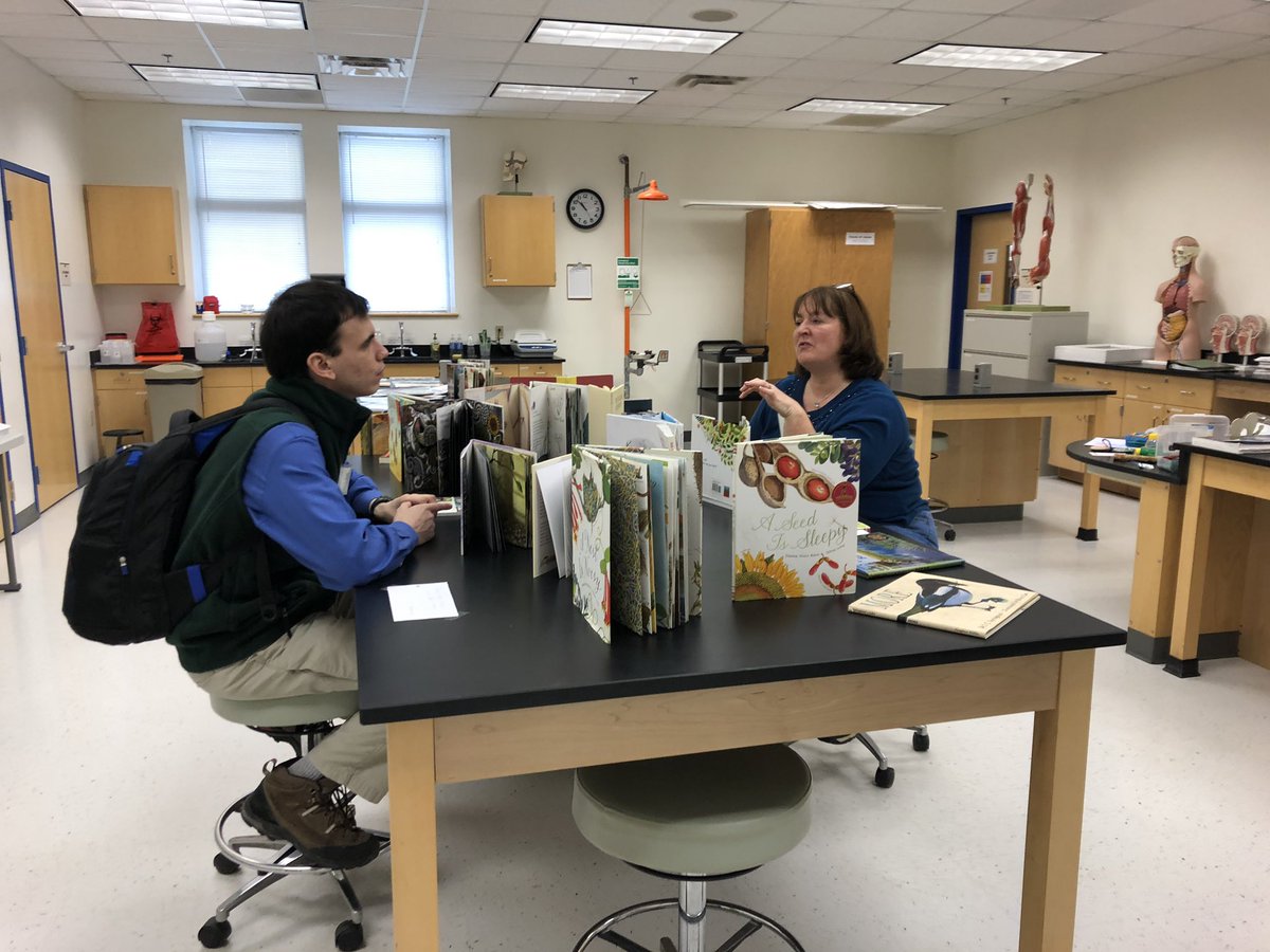 SMACaudubon's tweet photo. Great resource room with Anita at the MEEA conference #maineEE2019 https://t.co/sAVRtN05dF