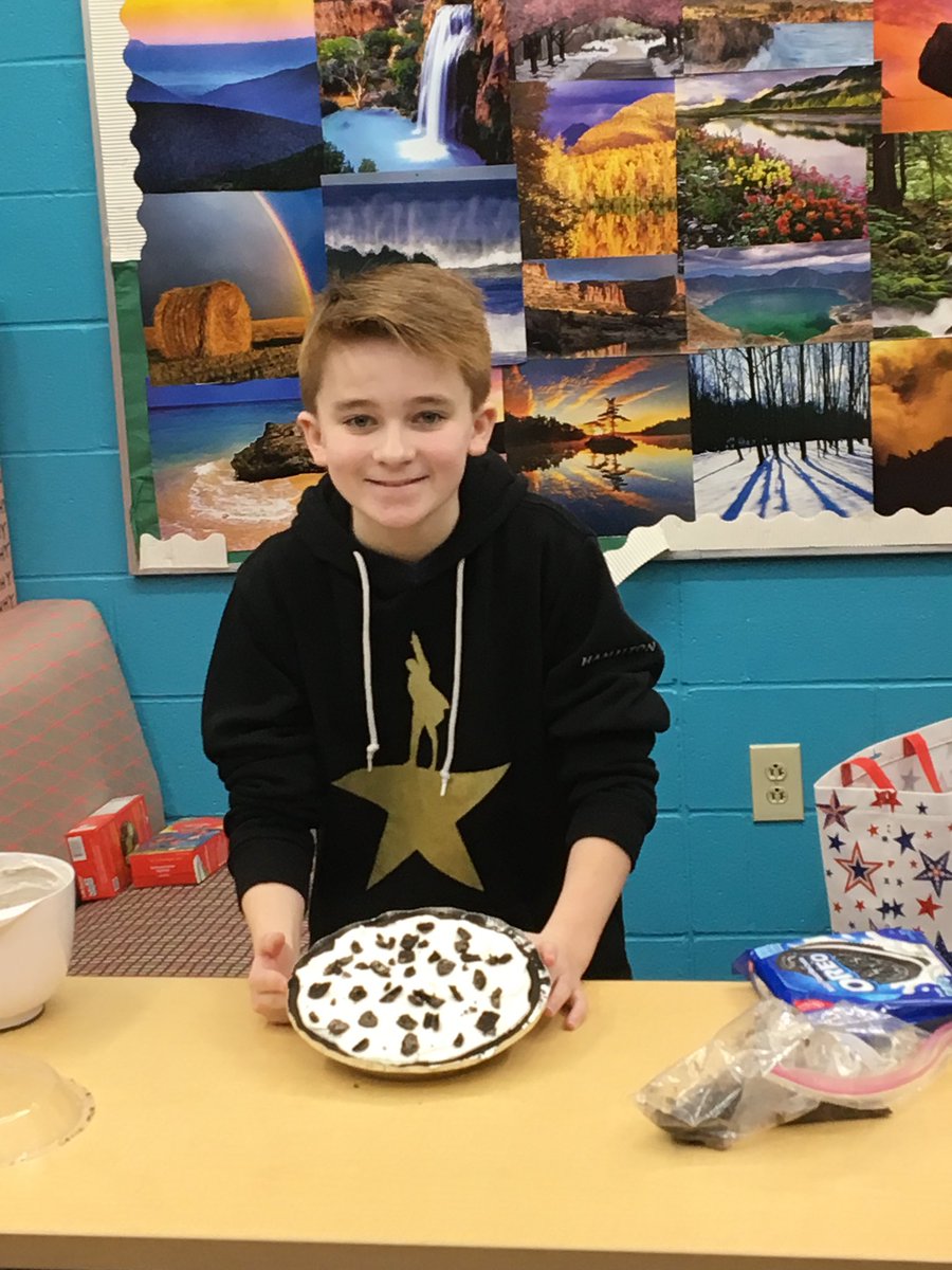 stone_el_ela's tweet photo. Giving our students a chance to show off their personal passions. Owen shared about his passion for baking and even made a pie for us live! We have incredible and passionate students in Core Infusion. So proud!! Thanks for sharing, Owen! @HCSD_ILC https://t.co/a6T3xcvmzu
