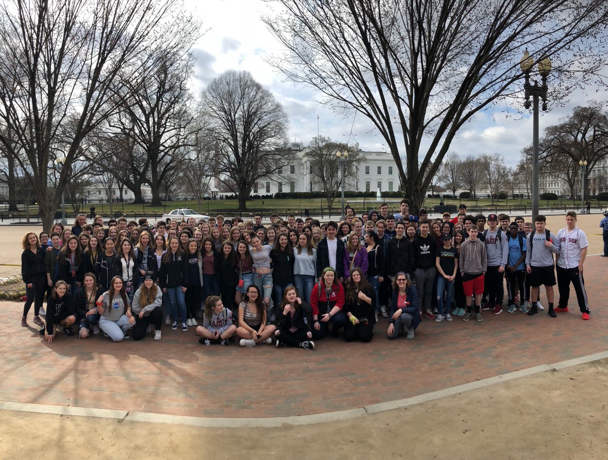 kreos12's tweet photo. @EOSDC19 at the white house https://t.co/xpmCxBkBY0