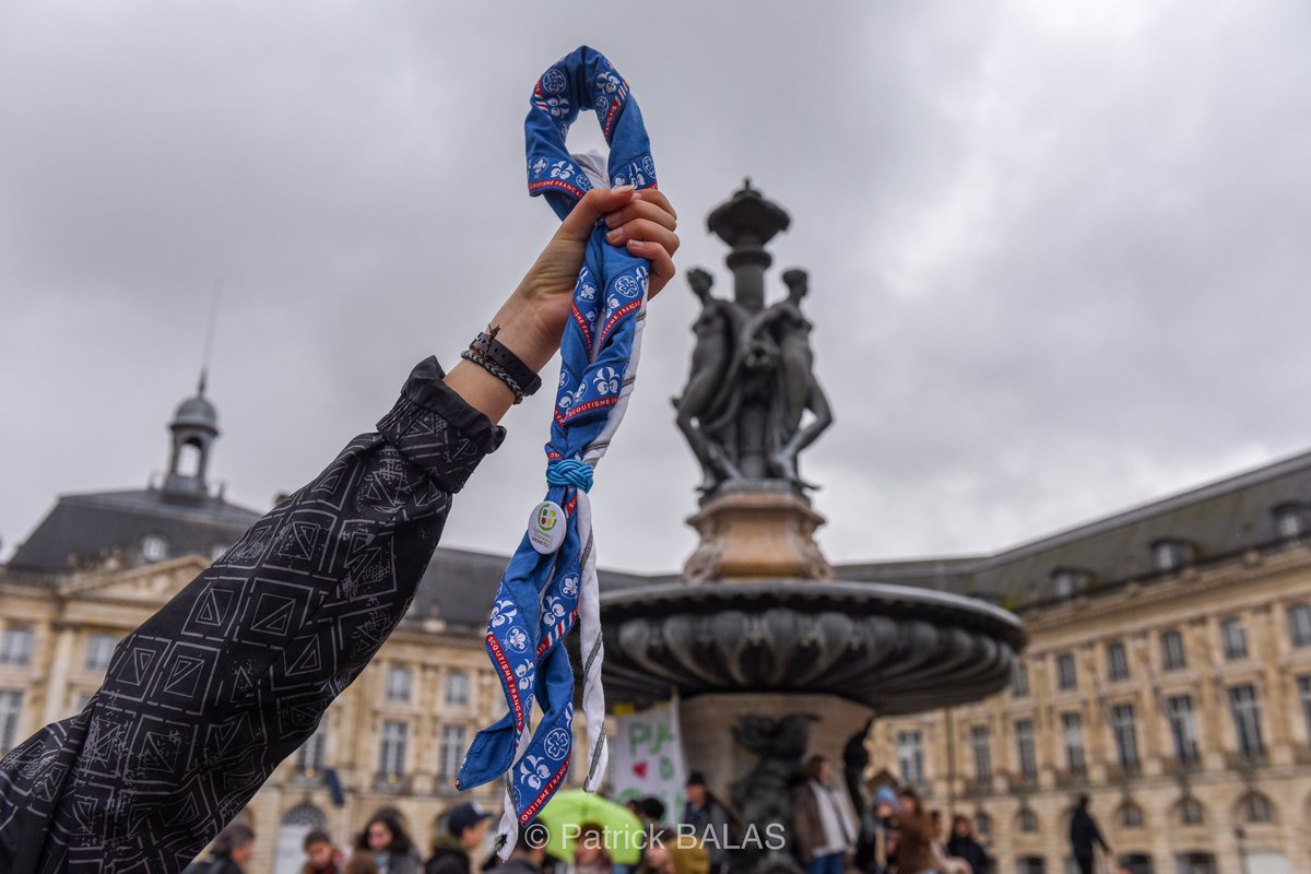 Pbalas17's tweet photo. #YouthforClimate #ScoutsForClimate #Bordeaux @ScoutismeFR https://t.co/bqnZe1cAZh
