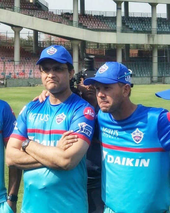 Who would have thought??? 

#Legends #SportsUnites 
#IPL2019 #Delhi