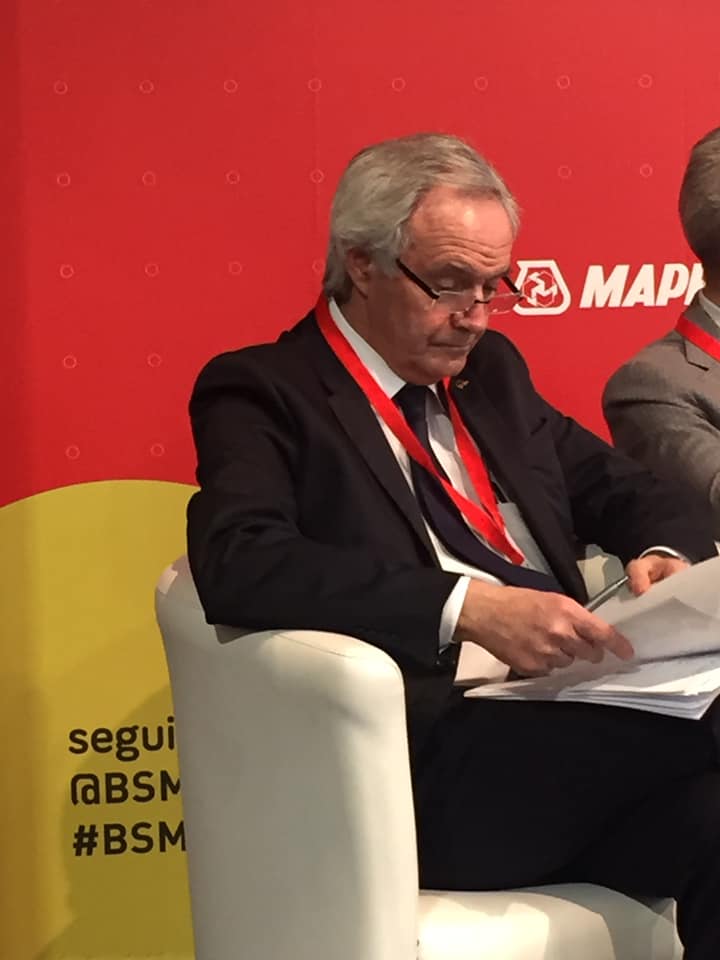Per_Industriali's tweet photo. 📌Oggi il presidente #Cnpi Claudio Guasco è al @MADEexpo  per parlare di futuro della professione tecnica in chiave green e in un’ottica di #economiacircolare . https://t.co/3KRWitWG2u