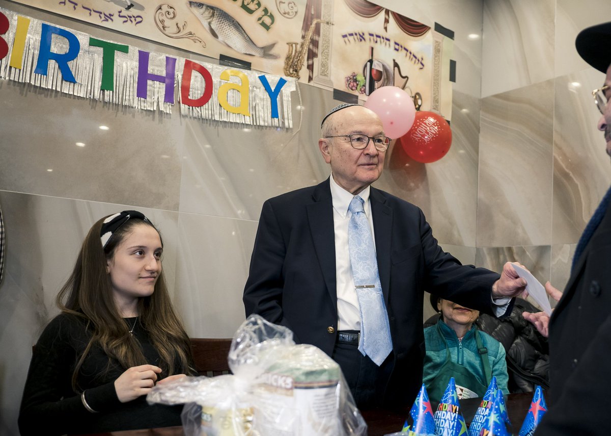 Masbia's tweet image. Thank you @motty58 form @BPShomrim for volunteering to help keep the Wednesday night distribution orderly.

Zalmen from the #UWS celebrated his 80th #Birthday by handling out $80 in cash to 97 families
youtu.be/lJ6JygdMpqI 

You can help too, click here masbia.org/purim